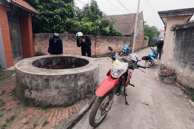 1 Day Motorbike Ba Vi National Park, Duong Lam Ancient Village - Group Size and Cancellation Policy