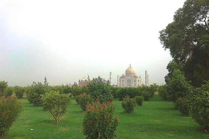 2 Day Trip to Agra From Bangalore Without Air Tickets - Price Details and Group Size Variation