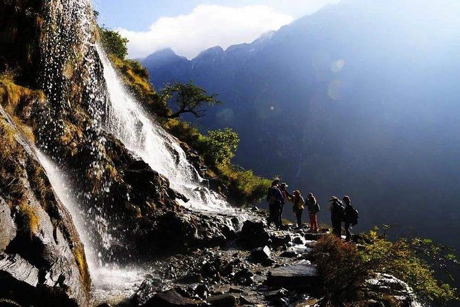 2-Days Lijiang Tiger Leaping Gorge Hiking Tour and Drop off at Shangri-La Area - Pricing and Cancellation Policy