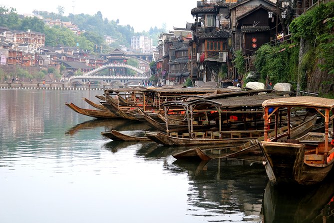 5 Days Zhangjiajie Beauty&Fenghuang Ancient Town Tour ! (Classic Boutique Hotel) - Frequently Asked Questions