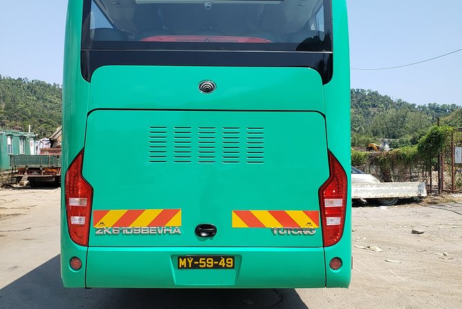 7-hour Service - 45-Seat Tour Bus - Accessibility Features