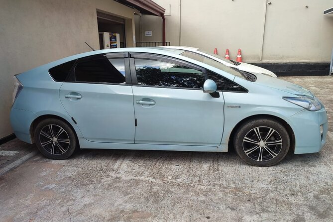 Adams Peak to Colombo Airport Departure Transfer - Vehicle Options