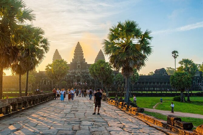 Angkor Wat With Balloon Sunset Tour - Booking Information