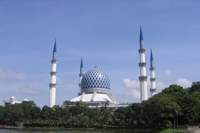 Batu Caves And Blue Mosque Tour From Kuala Lumpur - Entrance Fees and Inclusions