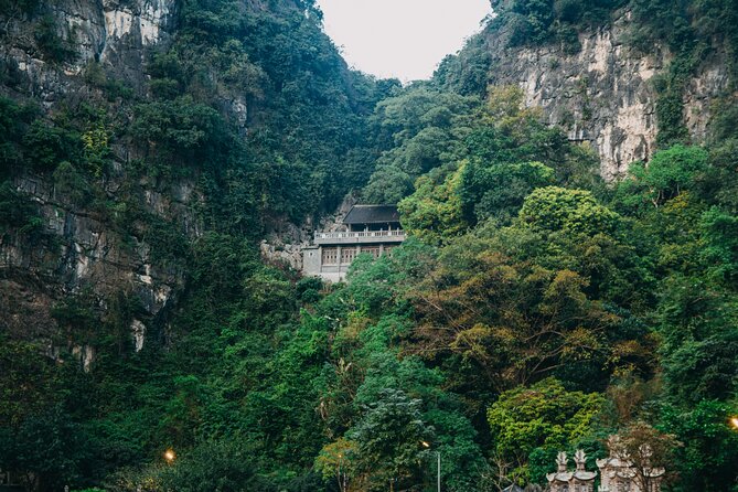 Bich Dong Trang An Day Tour: Cycling, Boating &Local Family Visit - Pickup Details