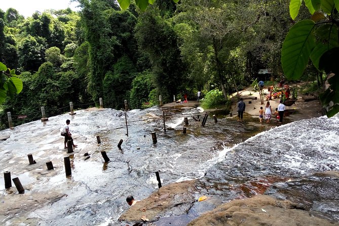 By Military Jeep to Phnom Kulen - Experience Highlights