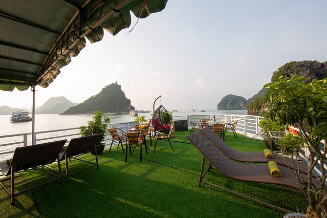 Cong Cruise Full Day Exploration in Halong Bay and Lan Ha Bay - Kayaking Adventure