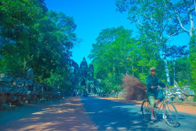 Discovery Angkor Wat Temple Two Days Tour - Accessibility Details