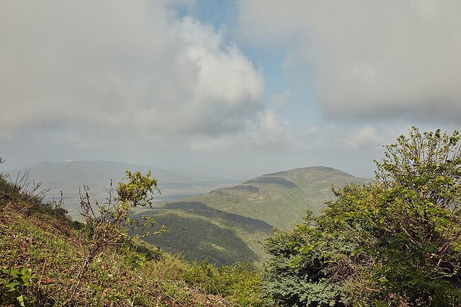 Divine Hills and Temples: Palitana Jain Temple Trekking Tour - Packing Essentials for the Trek