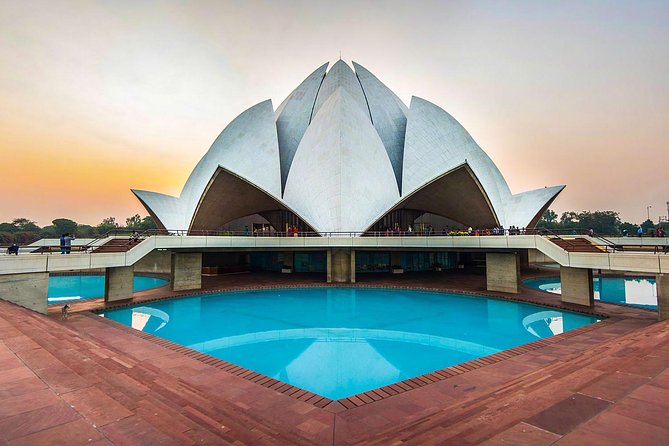 Full Day City Tour of Delhi By Air-Condition Vehicle Includes, WiFi on Board - Vehicle Amenities