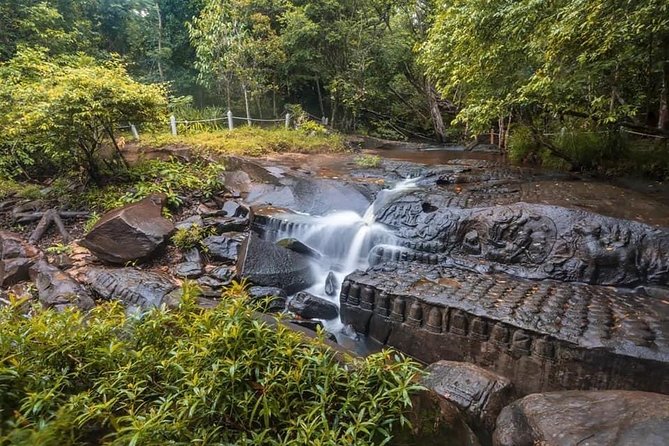 Full-Day Kbal Spean & Banteay Srei Tours - Lunch and Relaxation