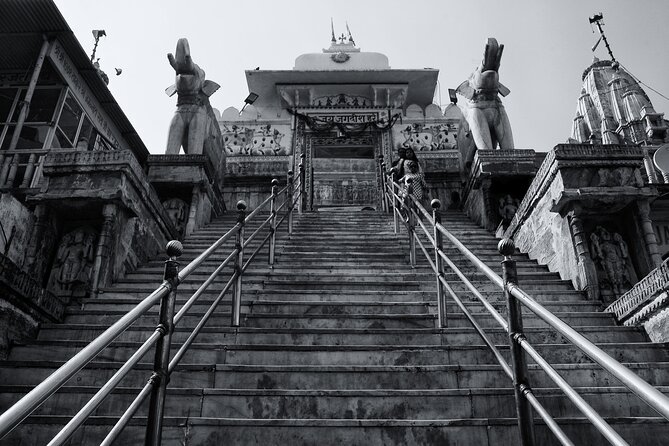 Full-Day Private Sightseeing Tour of Udaipur - Important Reminders