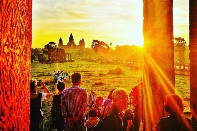 Full-Day Private Small Group Explore Angkor Main Temples - Frequently Asked Questions