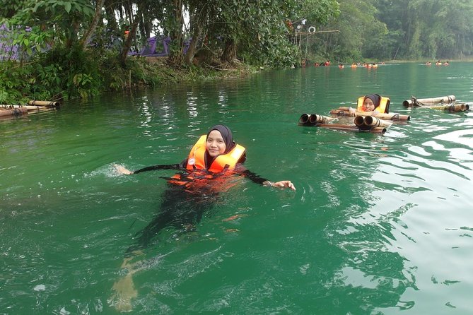 Gendui Chalet at Tadom Hill Resort - Diving Platform, Water Swing & Tarzan Swing - Start Time