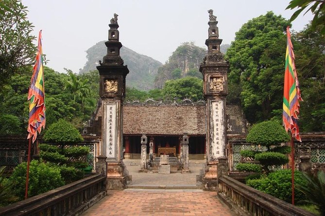 Guided Magnificent Hoa Lu & Mua Cave Tour With Lunch - Additional Information