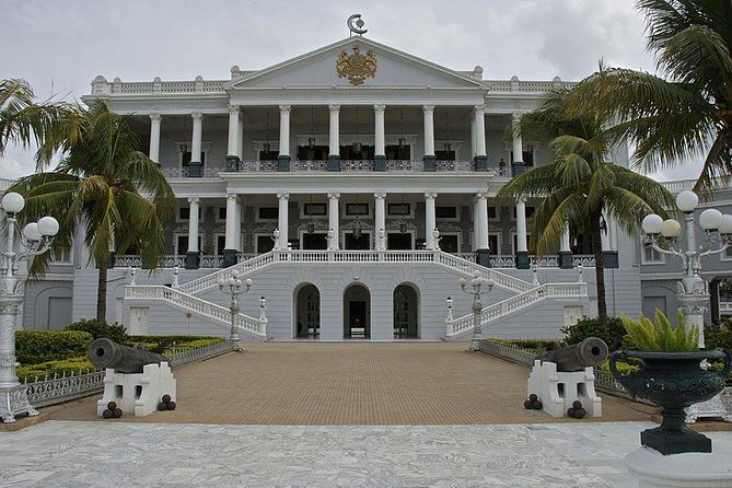 Guided Tour Of Falaknuma Palace, Hyderabad With Sparkling Wine - Important Details and Additional Information