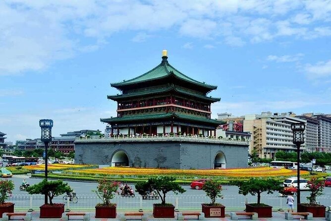 Half Day Walking Tour Around Xian Peaceful Old Downtown Area - Scenic Stroll Along Ancient City Wall