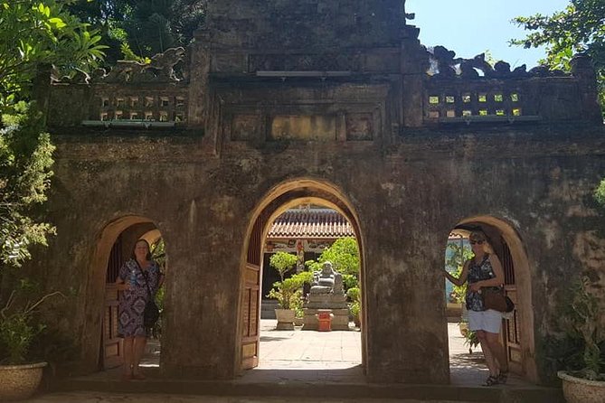 HalfDAy DA NANG CITY TOUR With Monkey Mountain, Dragon Bridge & Marble Mountain - Pickup and Logistics