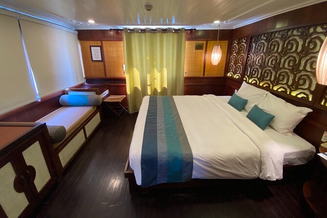 Hanoi To Sapa Fansipan & Getaway to Halong Bay Overnight Cruise ( SIC 6D5N) - Meals and Dining Options