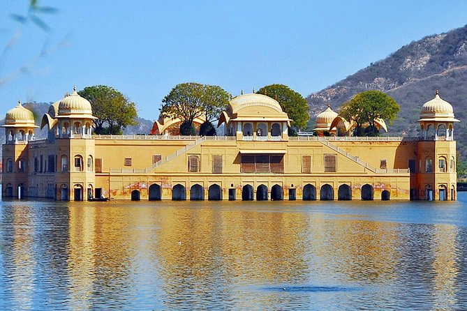 Jaipur Heritage Full Day Sightseeing With Female Guide (Only Female and Couples) - Pickup and Transportation