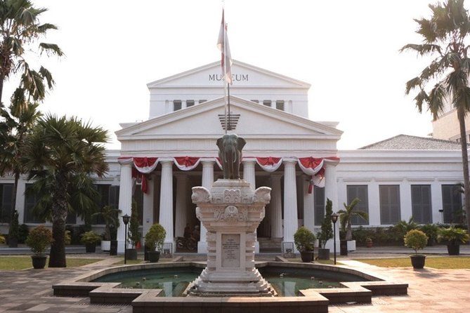 Jakarta Half Day Private Tour ( 5 Hours or Less ) - The Sum Up