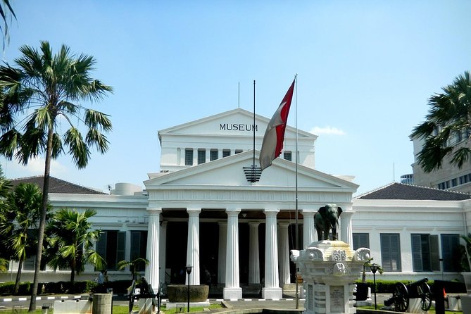 Jakarta : Private Tour With Lunch ( Custom ) - Price and Guarantee