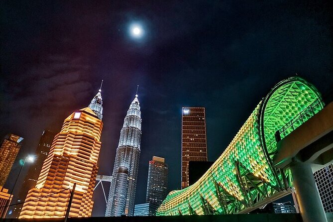 Kuala Lumpur Night Tour With Lake Symphony & Saloma Bridge - Tour Exclusions