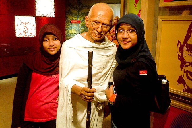 Madame Tussauds at Bangkok Admission Ticket - Operator and Price