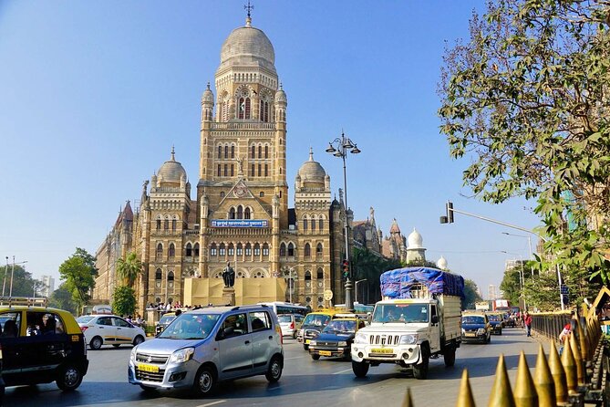 Oceania Mumbai Small Group Tour - Accessibility and Attire