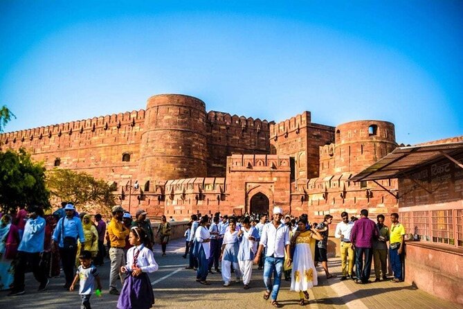 One Day Guided Agra Local Sightseeing Trip From Delhi by Car - All Inclusive - Traveler Accessibility Information