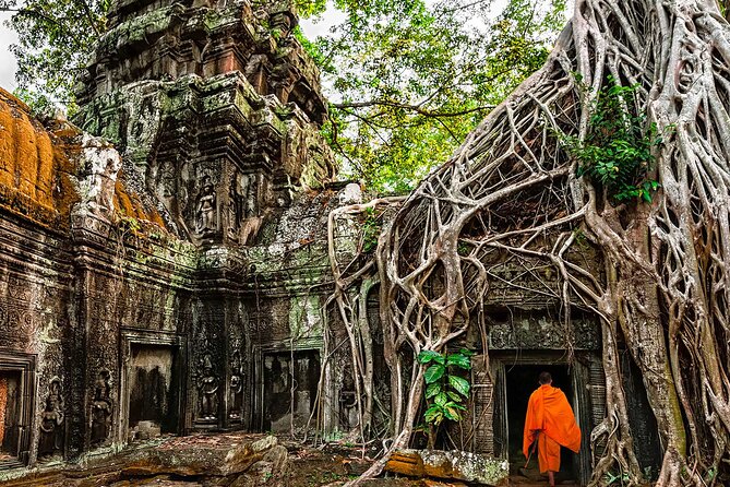One Day Private Exploration With an Expert the Wonders of Angkor - Pickup Details and Logistics