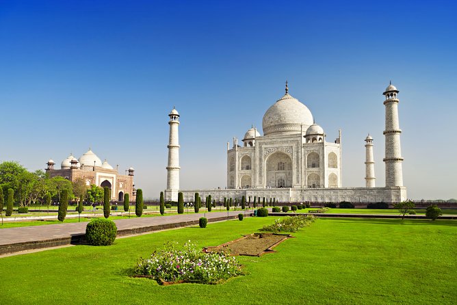 Private 2 Days in Agra Tour With Show Mohobbat -E -Taj - Booking Information