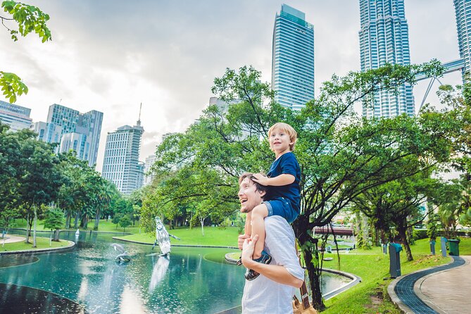 Private Kuala Lumpur Photoshoot Outside Petronas Tower - End Point