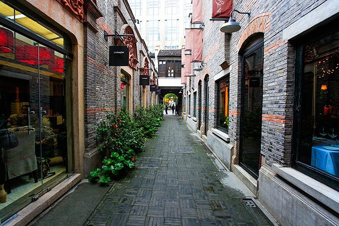 Private Old Shanghai Tour to Yu Gardens, The Bund & Shikumen - Frequently Asked Questions