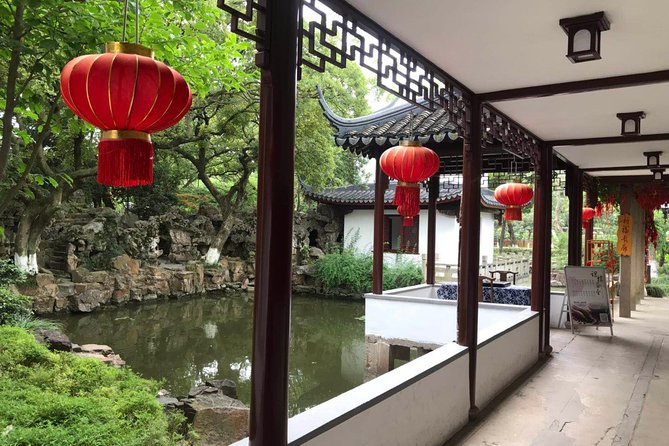Private Tour of Shanghai City Highlights and Zhujiajiao Ancient Town With Lunch - Accessibility