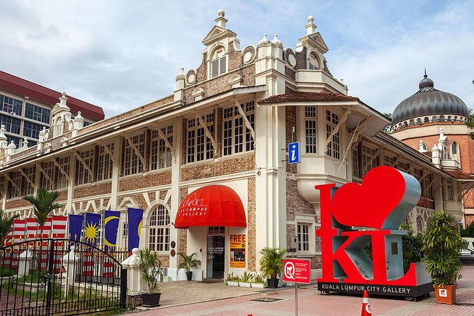Private Tour : Wonders of Kuala Lumpur With Petronas Twin Towers - The Sum Up