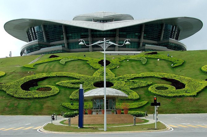 Putrajaya Half-Day 8 Attractions City Tour - Booking Confirmation