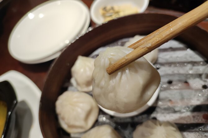 Shanghai Night Food Walking Tour With Local Friendly Guide - Booking and Reservation