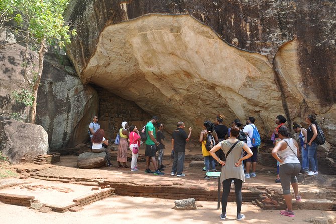 Sigiriya and Minneriya From Colombo (2 Days) - Visitor Information