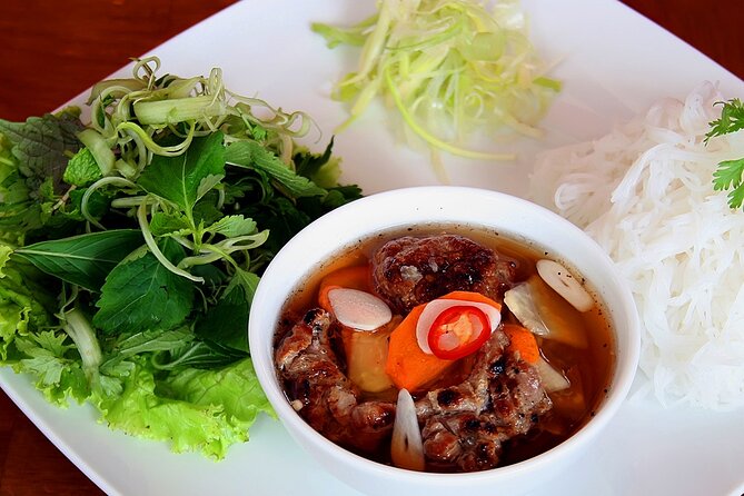 Small Group Hanoi Street Food Tour With a Real Foodie - Local Drink Pairings