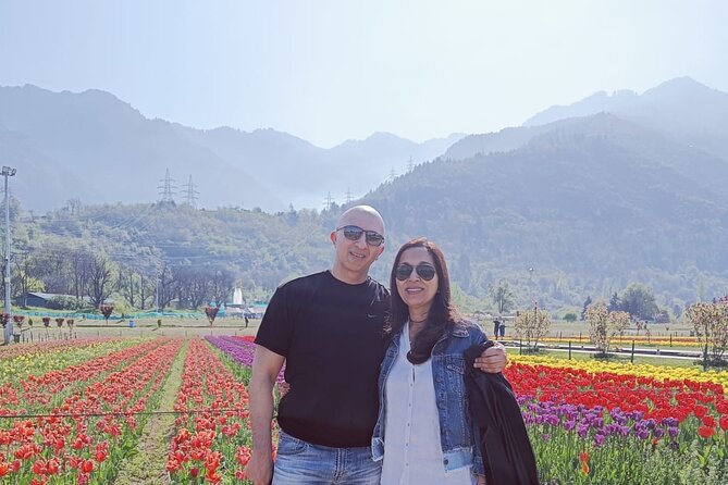 Srinagar- Transfers+Hotel+Sightseeing - Tour Guide Information