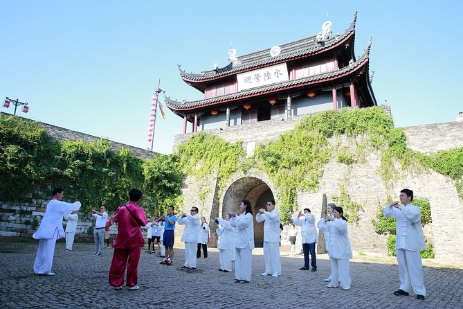 Suzhou Private Walking Tour With Panmen Gate, City Moat and Yiyuan Garden - Price and Booking