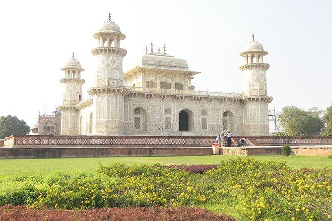 Taj Mahal Sunrise & Agra Fort Private Tour - All Inclusive - Pickup and Logistics