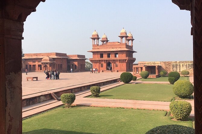 Tajmahal and Agra Tour With Jaipur to Drop at New Delhi - All Inclusive - Private Transportation