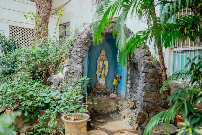 Treasures of Mumbai: Bollywood Private Tour - Booking Process