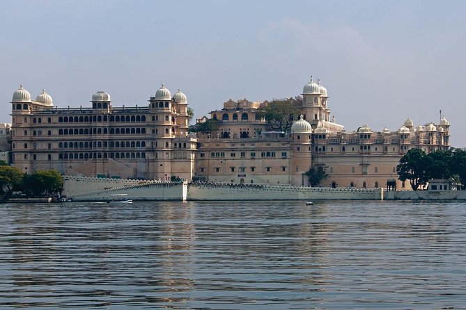 Udaipur City Tour With Boat Ride at Lake Pichola - Important Reminders