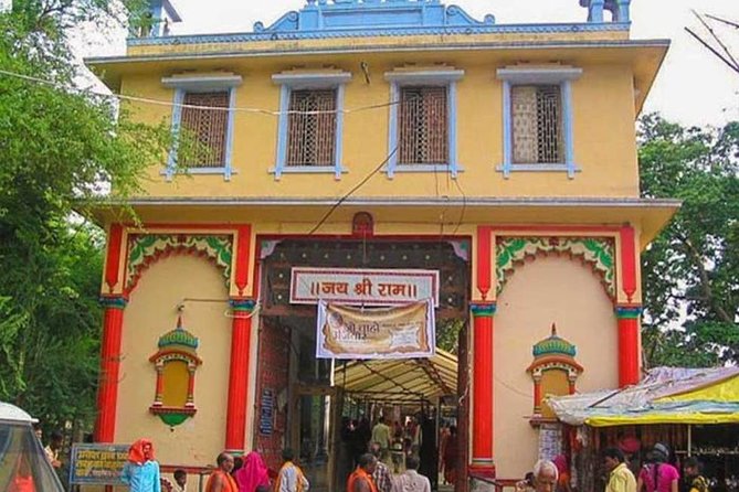 Varanasi Day Trip With Chaukhandi Stupa, Dhamek Stupa and Ganga Aarti Ceremony - Itinerary Overview