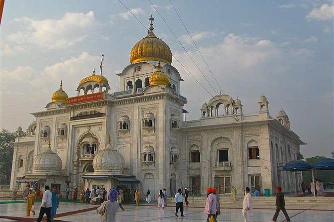 Visit Old Gurdwaras Of Delhi - The Sum Up