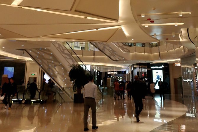 2-Hour Evening Walking Tour in Shanghai: Lookup Skycrapers With City Master - Additional Information