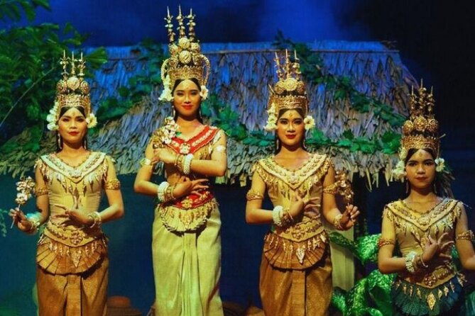 2 Hours Traditional Dinner Show With Free Transfer - The Sum Up